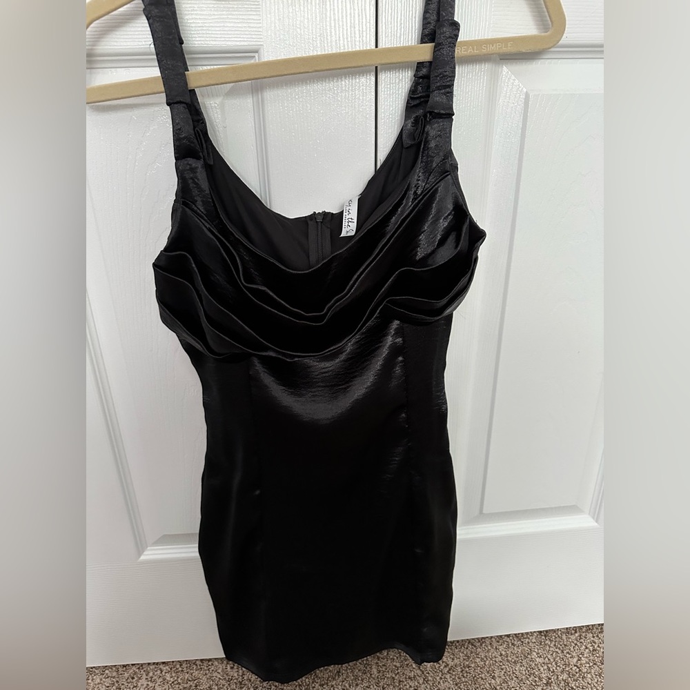 Black Lucy In The Sky Size Large